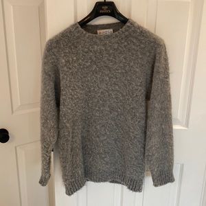 Shetland Shaggy Wool Sweater in Grey (size M)